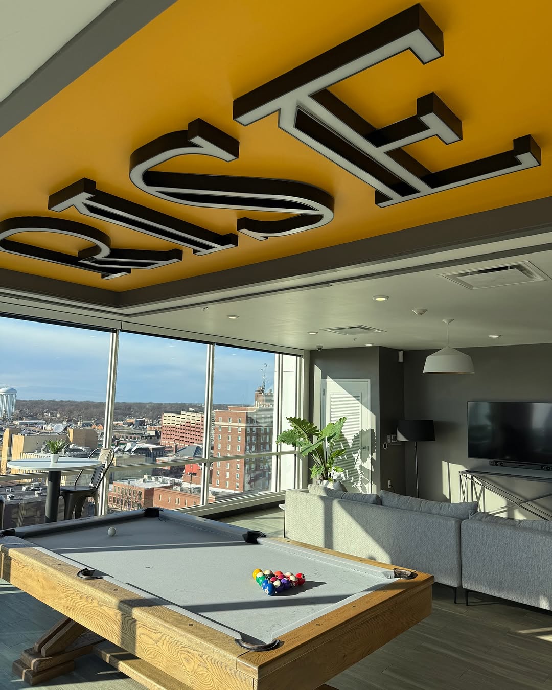 Check out our Penthouse Lounge! Notice anything different? \ud83e\udd14\ud83d\udc40
