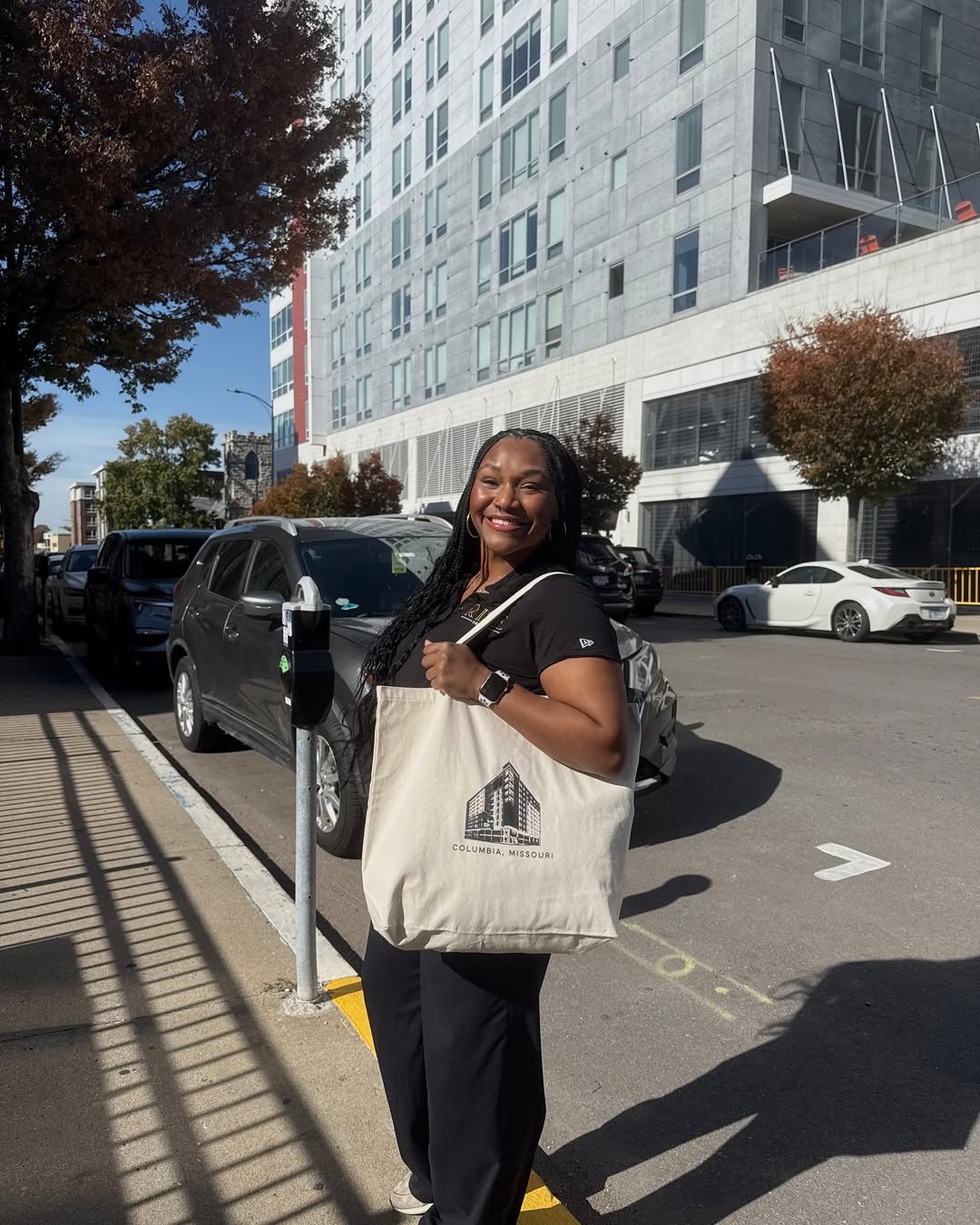 In this weather, hands are meant to be in pockets \ud83e\udde5\nStop by the office and grab a Rise tote bag \u2014 perfect for keeping your hands free (and warm) during your downtown stroll \ud83e\udd1d\n